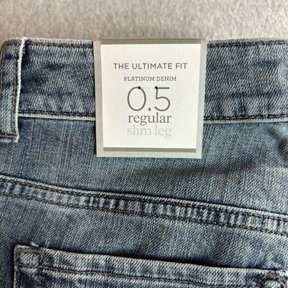NEW Chico's Platinum Slim Leg Jeans in True Blue Wash Size 6 (chico's 0.5) - Picture 8 of 15